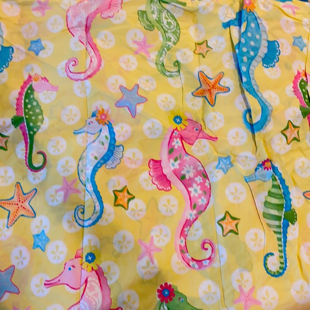 2 PB kids duvet covers, shams and 2 round pillows
